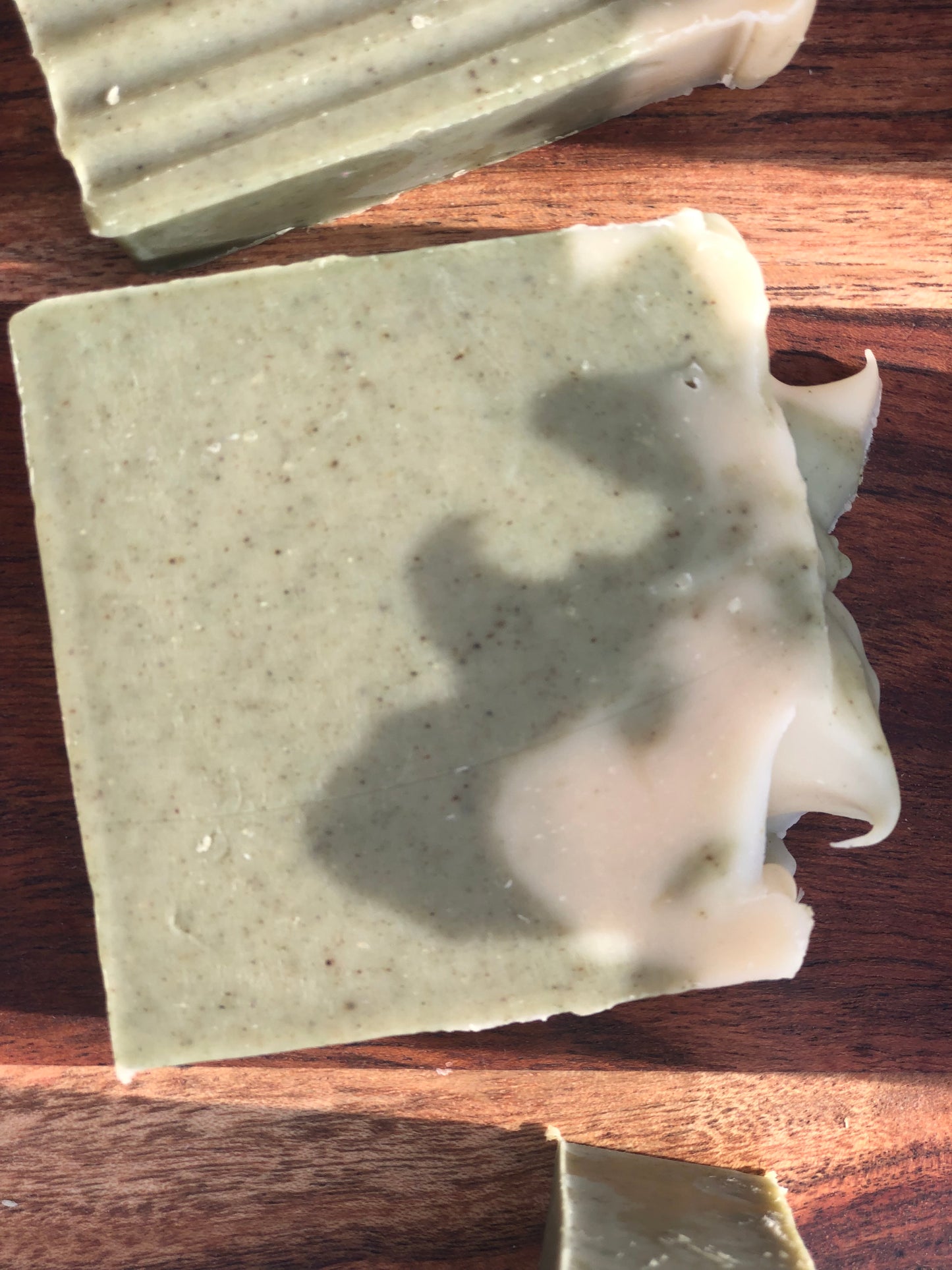 Eucalyptus, peppermint and pine scotch bar with donkey milk