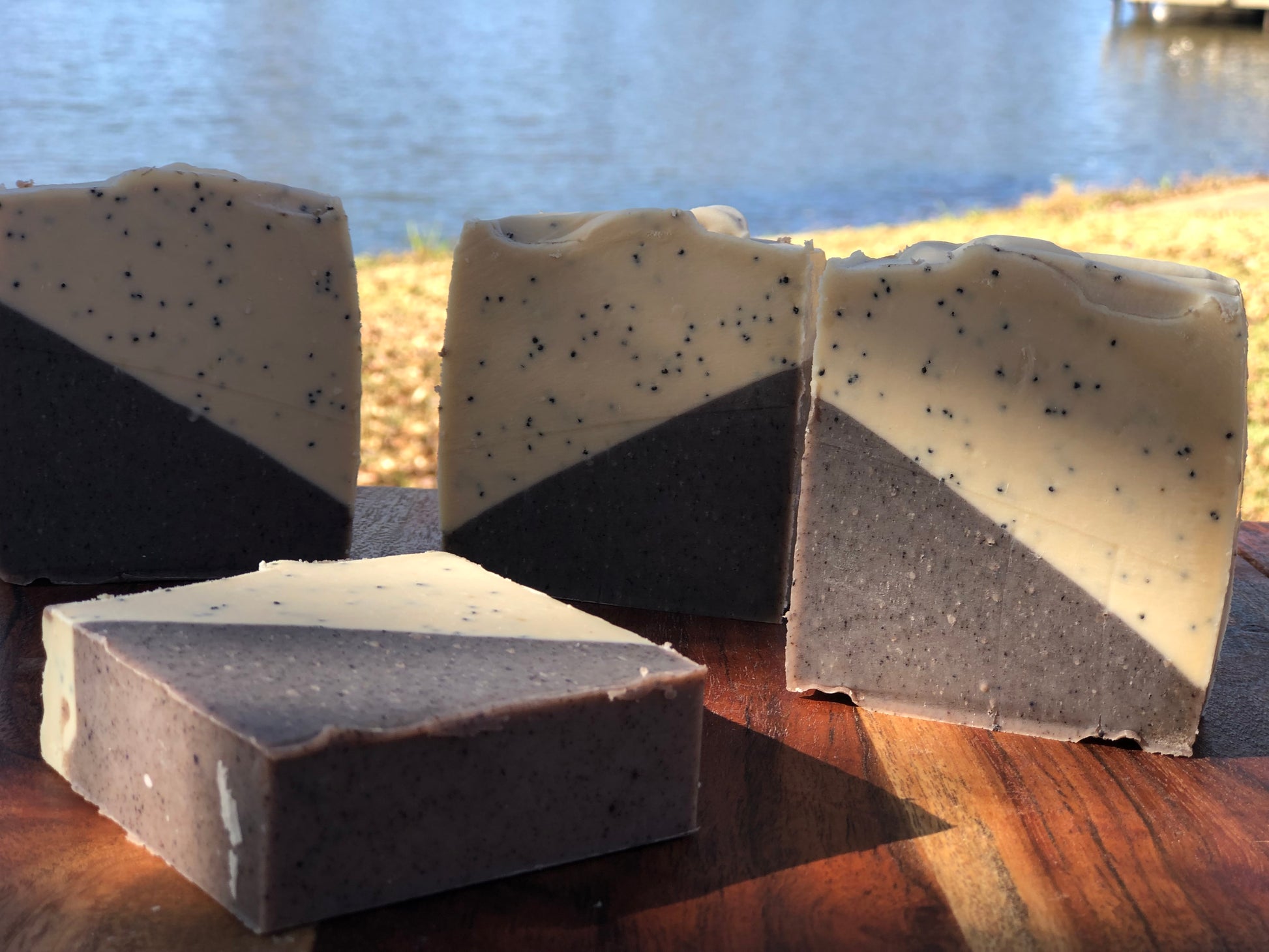 lavender poppy seeds Lavender Poppy Seed Bars with Donkey Milk – Pappous Soap
